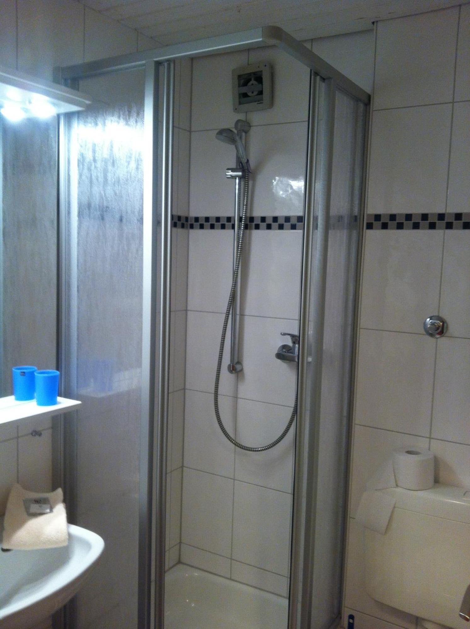 Tauberhotel Kette Вертгейм Экстерьер фото
